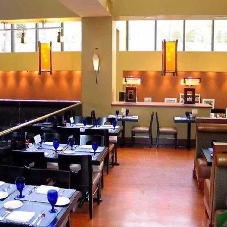 Crowne Plaza Seattle Newly Renovated With No Resort Fee 